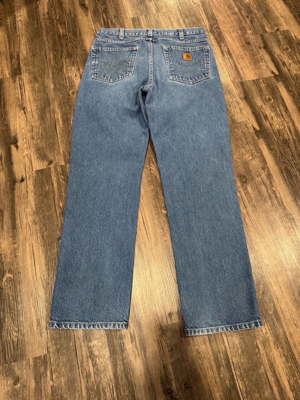 3 Pairs of Carhartt Workwear 33x32 (2 Pairs of Pants, 1 Pair of Shorts) - Picture 8 of 16